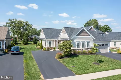 Other - 347 Pin Oak Dr, Lititz, PA 17543 photo 2 of 10