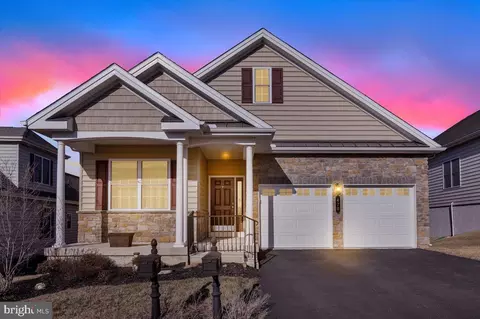 Exterior - 470 Valor Dr, Lititz, PA 17543 photo 8 of 8