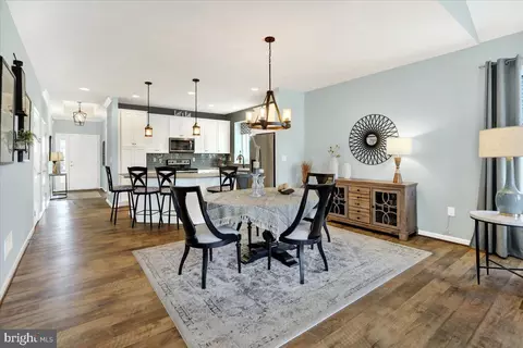 Dining - 470 Valor Dr, Lititz, PA 17543 photo 3 of 3