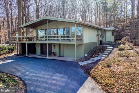 821 Dorsea Rd, Lancaster, PA 17601