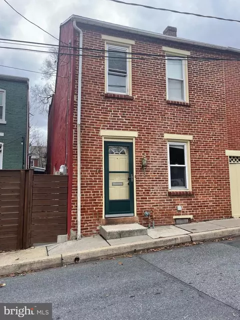 30 N Concord St, Lancaster, PA 17603