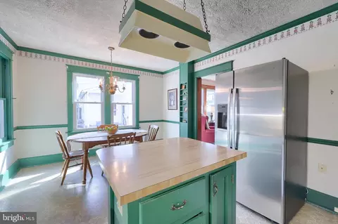Kitchen - 405 S Cedar St, Lititz, PA 17543 photo 5 of 5
