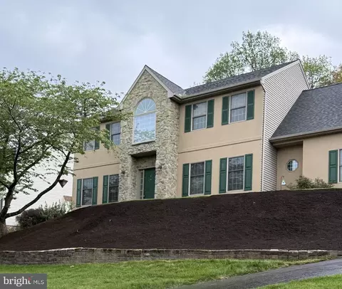 20 Silver Dr, Elizabethtown, PA 17022