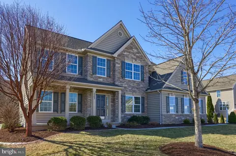 2262 Gondola Dr, Lancaster, PA 17601