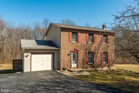 5765 Alexander Dr, Narvon, PA 17555