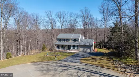13 Windwood Ct, Quarryville, PA 17566
