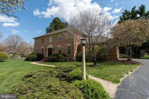 223 Buckfield Dr, Lititz, PA 17543