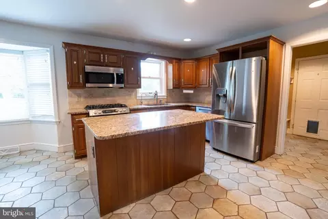 223 Buckfield Dr, Lititz, PA 17543 photo 5