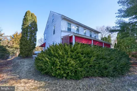 961 Manor Blvd, Lancaster, PA 17603