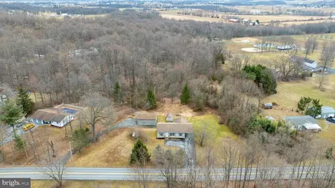 945 Mount Zion Rd, Narvon, PA 17555