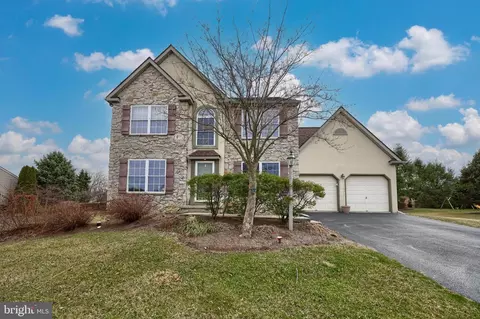 111 Bittersweet Path, Willow Street, PA 17584