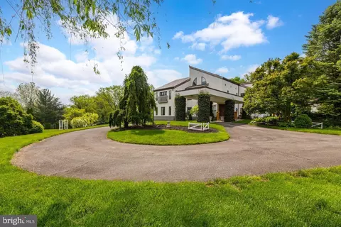 1880 Millport Rd, Lancaster, PA 17602
