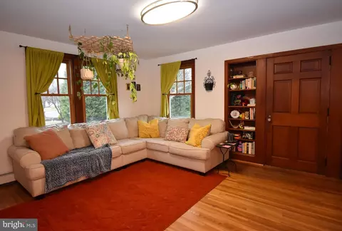 62 W Oregon Rd, Lititz, PA 17543 photo 9