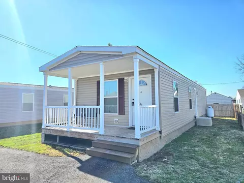 124 E Libhart Aly, Rheems, PA 17570