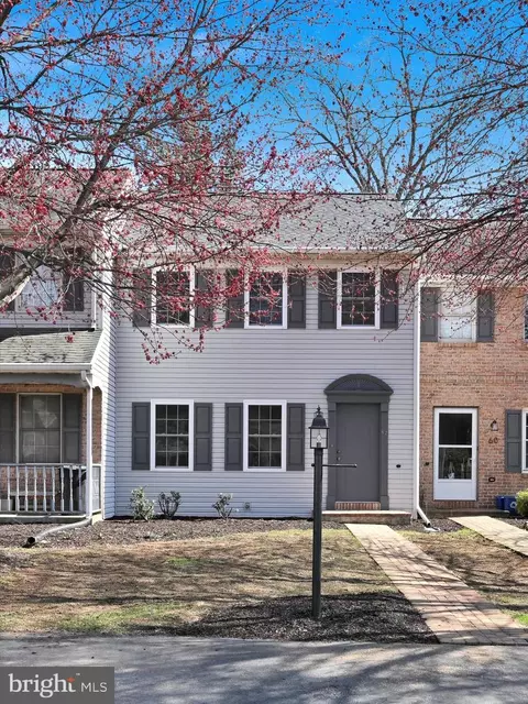 62 Brookfield Rd, Lititz, PA 17543 photo 2