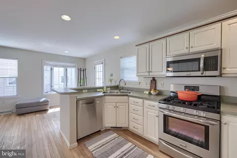 Kitchen - 1016 Olympia St, Lititz, PA 17543 photo 4 of 4