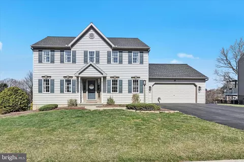 1310 Cedar Ave, East Earl, PA 17519