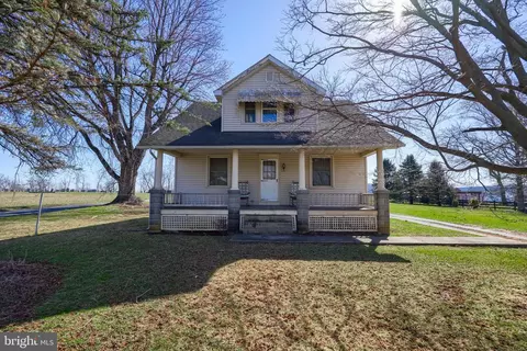 647 Marticville Rd, Pequea, PA 17565