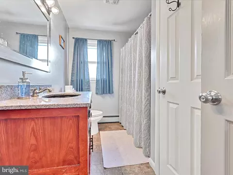 Bath - 7 Sharp Ave, Denver, PA 17517 photo 1 of 2