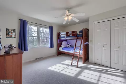 Bedroom - 339 Harvest Dr, Lititz, PA 17543 photo 8 of 10