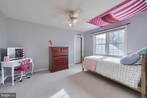 Bedroom - 339 Harvest Dr, Lititz, PA 17543 photo 6 of 10