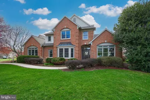 Exterior - 339 Harvest Dr, Lititz, PA 17543 photo 2 of 8