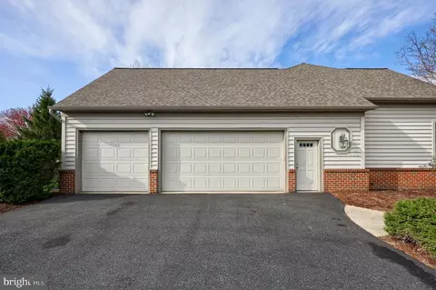 Exterior - 339 Harvest Dr, Lititz, PA 17543 photo 5 of 8