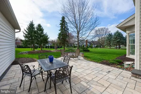 Exterior - 339 Harvest Dr, Lititz, PA 17543 photo 7 of 8