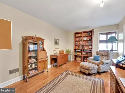 225 W Woods Dr, Lititz, PA 17543 photo 15