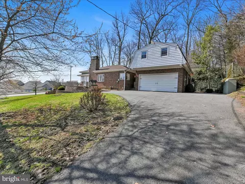 225 W Woods Dr, Lititz, PA 17543 photo 35