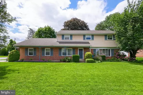 1606 Ridgedale Dr, Lancaster, PA 17601