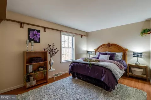 Bedroom - 231 Owl Hill Rd, Lititz, PA 17543 photo 3 of 7
