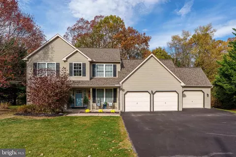 231 Owl Hill Rd, Lititz, PA 17543