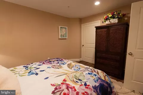 Bedroom - 375 Meadow Rose Dr, Lititz, PA 17543 photo 7 of 7