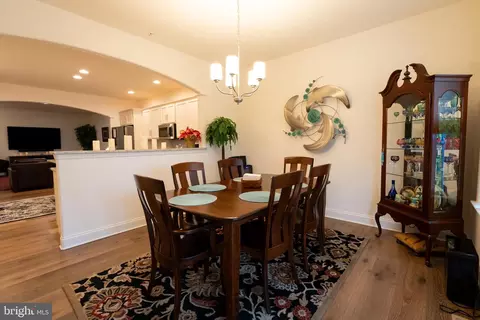 Dining - 375 Meadow Rose Dr, Lititz, PA 17543 photo 3 of 4