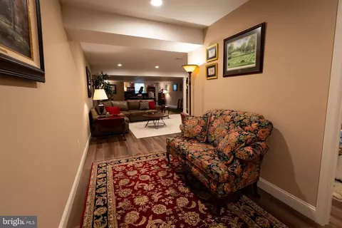 Entry Way - 375 Meadow Rose Dr, Lititz, PA 17543 photo 8 of 8