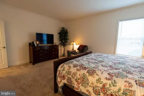 Bedroom - 375 Meadow Rose Dr, Lititz, PA 17543 photo 2 of 7