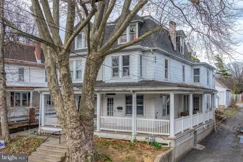 67 S Hazel St, Manheim, PA 17545