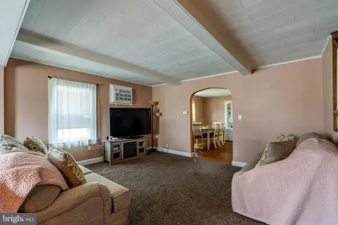 30 E Market St, Lititz, PA 17543 photo 12