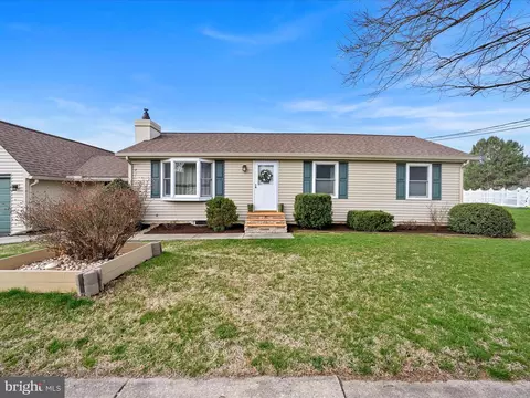 170 N Linden St, Manheim, PA 17545