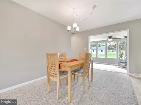 Dining - 28 Buttonwood Dr, Lititz, PA 17543 photo 1 of 2