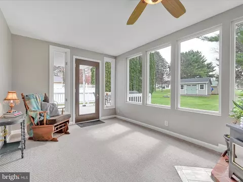 Exterior - 28 Buttonwood Dr, Lititz, PA 17543 photo 3 of 8