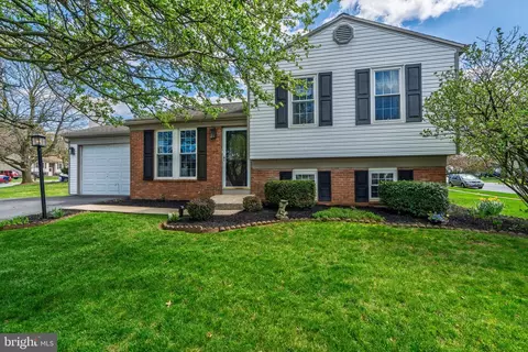 166 Pulte Rd, Lancaster, PA 17601