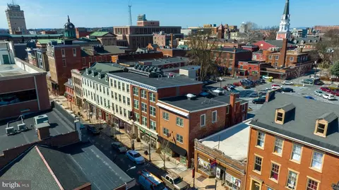 153 E 411 E King St #411, Lancaster, PA 17602