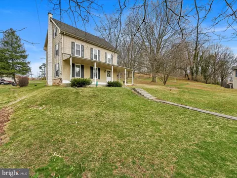 485 N Clay Rd, Lititz, PA 17543 photo 5