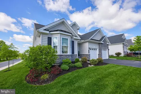 Exterior - 403 Valor Dr, Lititz, PA 17543 photo 9 of 11