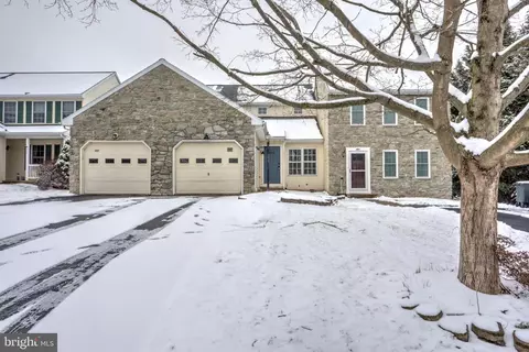455 Meadowlark Ln, Manheim, PA 17545