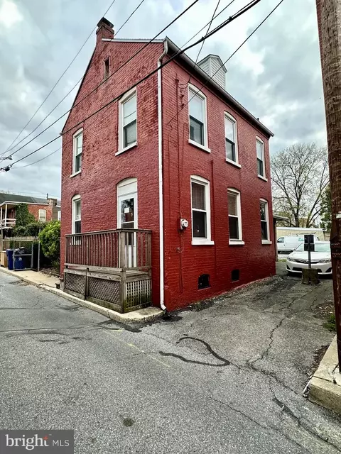 612 Olive St, Lancaster, PA 17602