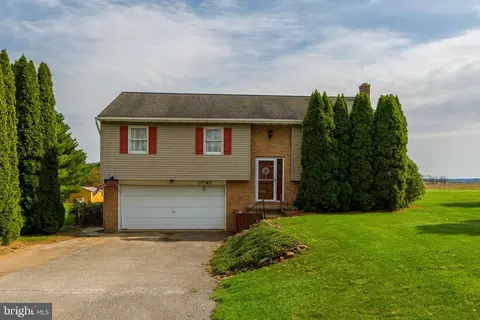 1616 Ranck Ave, Drumore, PA 17518