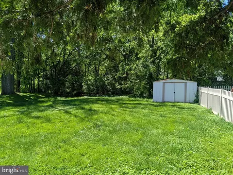 Exterior - 210 Noble St, Lititz, PA 17543 photo 9 of 10